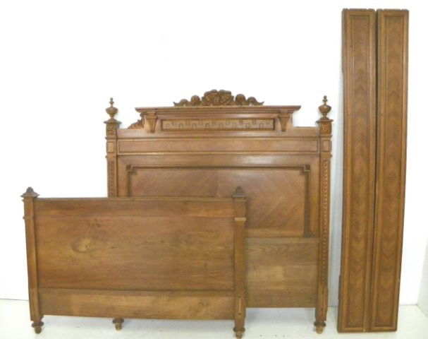 French Victorian walnut 3/4 bed: Approx. 56" H (headboard), 37" H (footboard). From an Americana Short Hills, NJ estate. Please read our terms of sale.