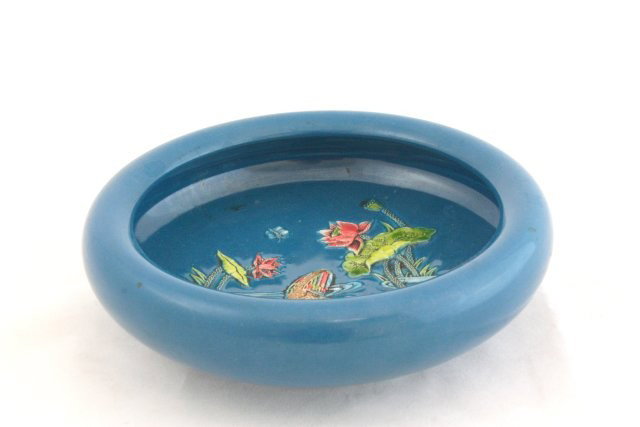 Blue glazed porcelain water washer: With Qianlong mark. Approx. 2" H x 7" L x 7" Diam. Please read our terms of sale.