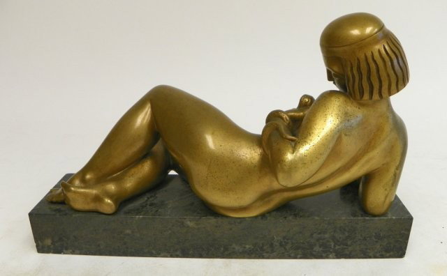 Egyptian woman with snakes bronze sculpture - 3