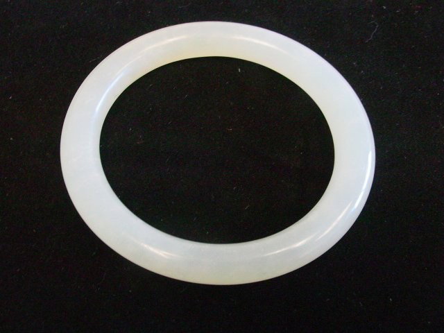 Jade bangle: Please read our terms of sale.