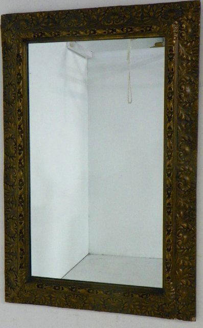 Carved & gilded antique mirror: Approx. 43" H x 28" W. Please read our terms of sale.