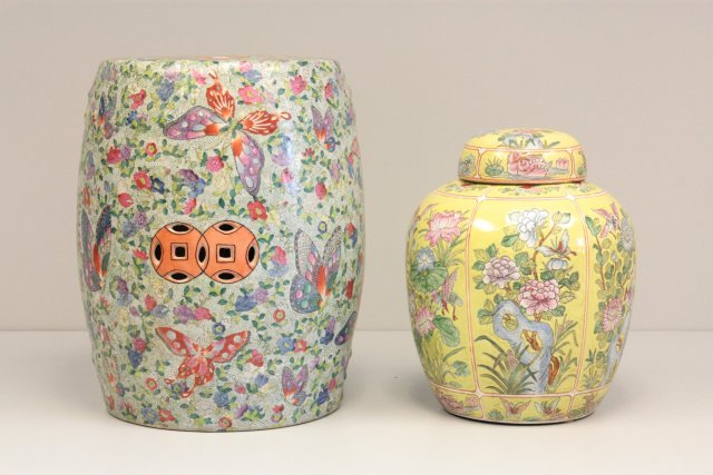 Chinese garden seat & ginger jar: Seat approx. 18" H, jar approx. 15" H. Please read our terms of sale.