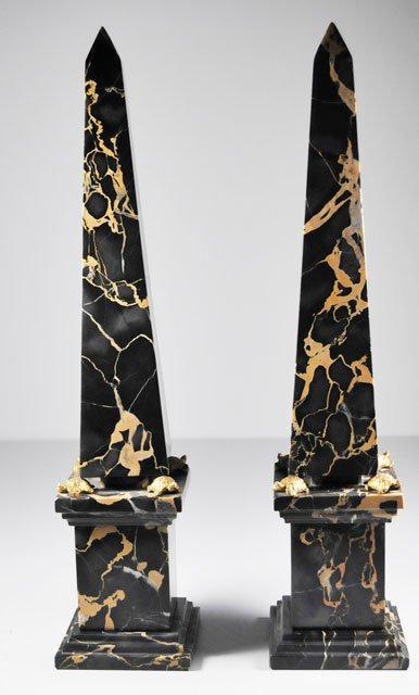 Pair marble obelisks with turtle mounts: Pair marble obelisks with turtle mounts Please read our terms of sale.