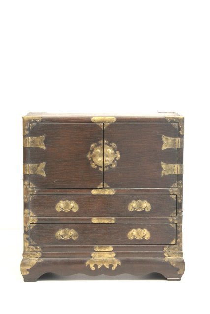 Chinese jewelry chest: Approx. 16.75" x 16.75" x 8". Please read our terms of sale.