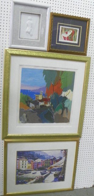 Four pictures: Various sizes. Includes: print by Behrens "City Square". Israeli lithograph "State II". Mold of "Nude" signed Leyr. Lithograph "Reclinging Nude" by Linda de Kinft. Please read our terms of sale.