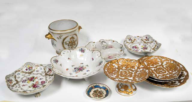 Group lot of 10 assorted smalls: Including: 8- Porcelain hand painted bowls. 1- Limoges cache pot. 1- Austrian enameled dish. From the Riverdale, NY estate of Nell Martinis. Please read our terms of sale.