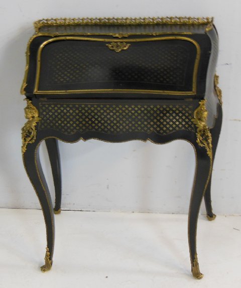19th c French petite ladies slant front secretaire: Bronze mounted boule inlay bronze "Cherub Heads", ormolu bombe front & sides, rosewood. Approx. 25" across x 32" H x 16"D.