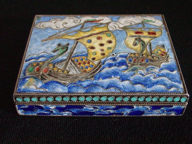 Russian silver and enamel tobacco box: Russian silver and enamel tobacco box.