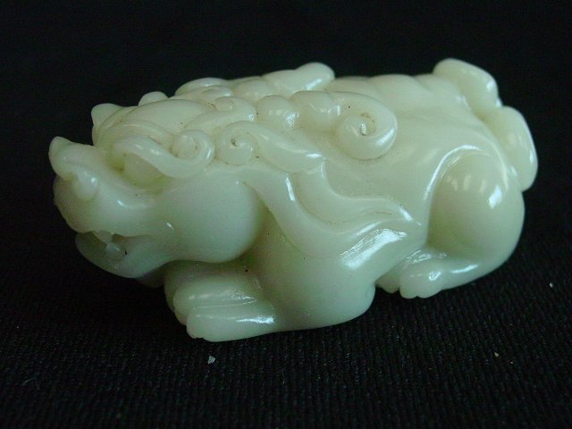 Fulong soapstones "Mythical Beast": Approx. 3" .
