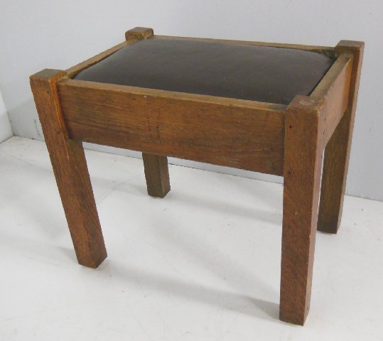 Stickley Bros mission oak foot stool: Burnt in marks with leather cushion, 1 leg has a split with nails. approx. 17.5" x 15" x 12".