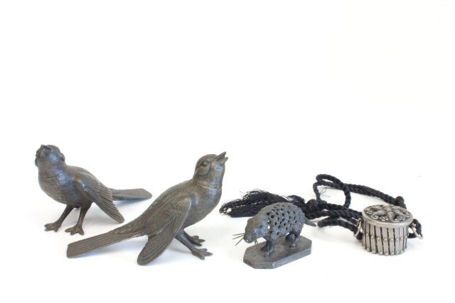 Group lot of assorted silver plate smalls: Including: Meridian silver plate figural toothpick holder, figural "Bird" salt & pepper shakers, frame for ladies pocketbook.