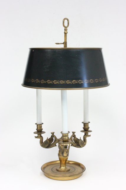Bouilotte lamp ca. 20th c.: 3 arms with "Swans", Tole shade.