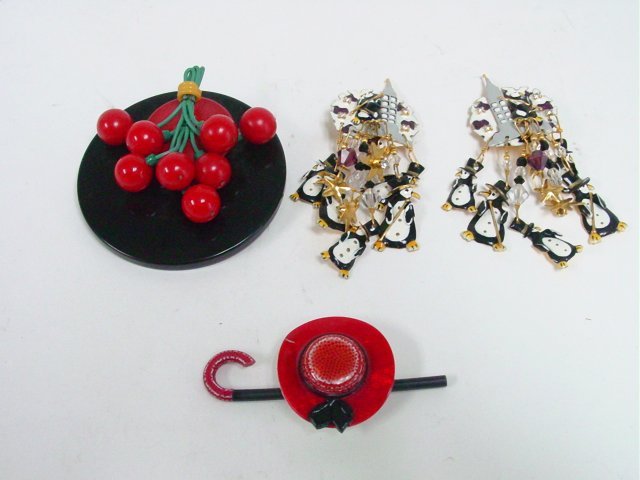 Vintage costume jewelry lot: Including: Lunch at the Ritz earrings "Penguins Night Out", 24kt gold or rhodium silver electroplating, Austrian crystal & Czechoslovakian glass beads & stones, marked, approx. 4" x 1.5". Lea Stein Pa