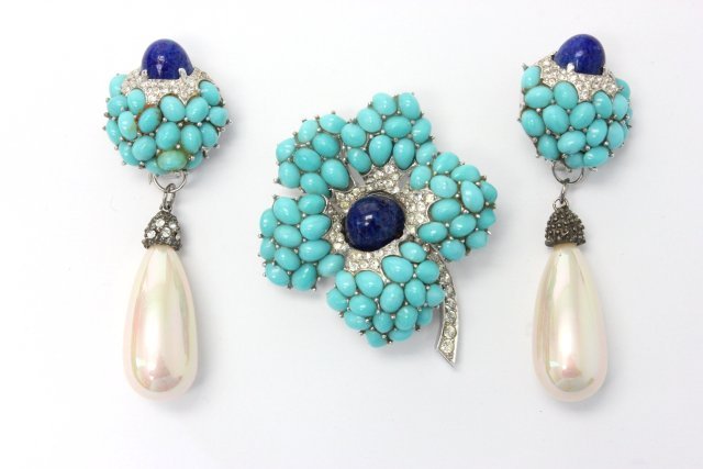 "Boucher" costume jewelry set: Including teardrop pearl, rhinestone & lapis earrings and matching floral pin.