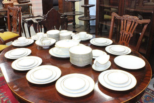 Heinrich & Co. Selb Bavaria dinnerware set: From the Estate of Chris Peckham. Including 12 - dinnerplates. 12 - bowls. 12 - luncheon plates. 12 - cake plates. 12 - saucers. 11 - cups. 2 - oval trays. 1 - Sugarbowl, gravy boat, creamer, covered