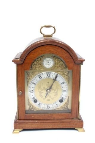 Elliot London carriage clock: With 7 chimes. Approx. 9.75" H. (3096.1)