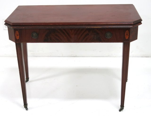 Inlaid flip top game table: 30"H x 40"W x 20"D