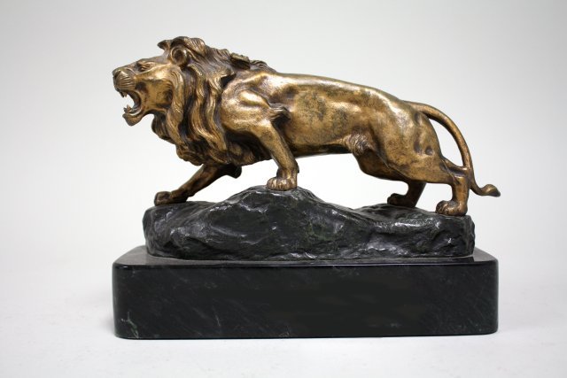 Lion, J.B. Descomps: Bronze lion on marble base. Signed J.B. Descomps. 19th century. Jean-Baptiste Descomps. Approx. 10" x 8" x 3" D.