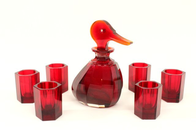 Cranberry Crystal Decanter Set: Decanter in duck form with 6 shot glasses. Good condition.