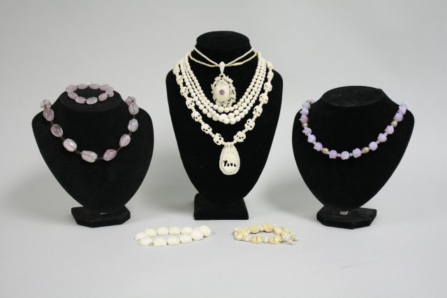Lot of bone & stone costume jewelry: Including, 2 bone bracelets, 1 stone bracelet, 1 stone necklace, 1 glass beaded necklace & 5 bone necklaces.