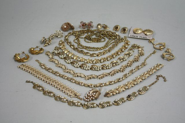 Gold tone & faux pearl costume jewelry: Including, Trifari, Erwin Pearl, etc. Approx. 28 pieces. Stone missing.