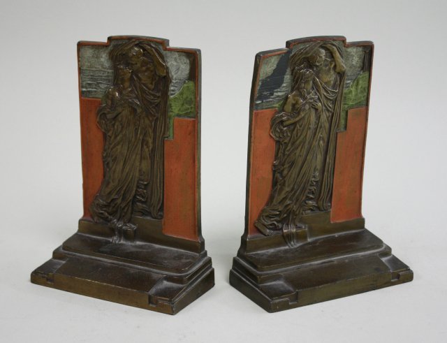 Pair polychromed bronze bookends "Adorations" (1 of 7)