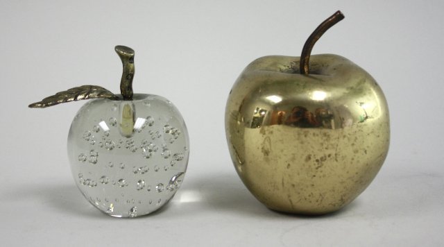 2 Apple Paperweights (1 of 7)
