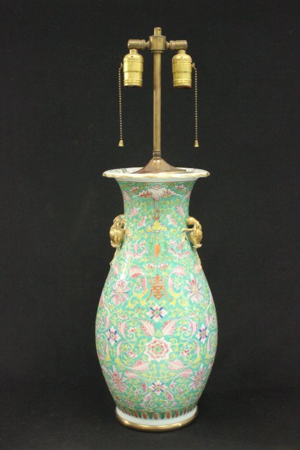 Chinese Porcelain Lamp (1 of 5)