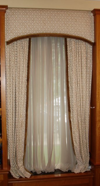 Set of 3 Brunswick et Fils Window Curtains (1 of 1)