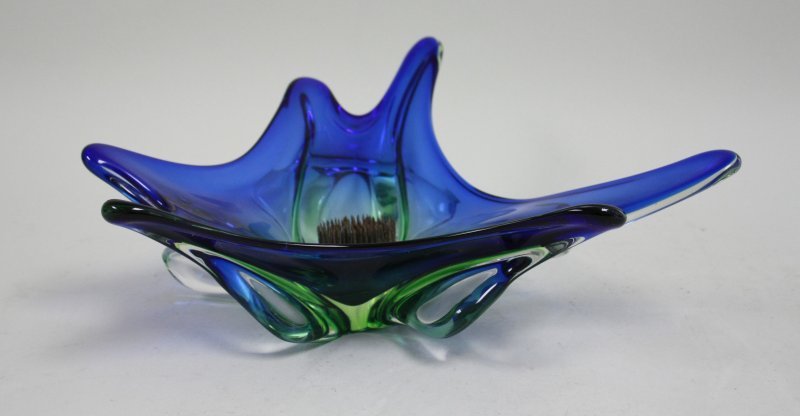 Italian Blue to Green Glass Bowl: Approx. 18" D. Property from the estate of Nathan & Janet Appleman, Ocean NJ. Some cracks.