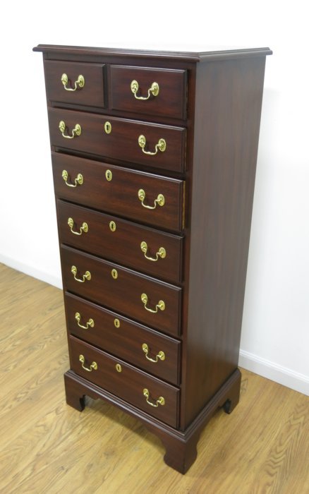 Henkel Harris Black Cherry High Chest (1 of 5)