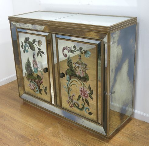 Hollywood style Bar Cabinet (1 of 3)