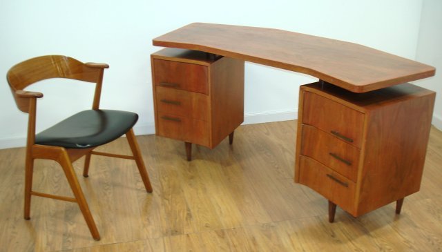 American 50's Mahogany Desk & Chair (1 of 8)