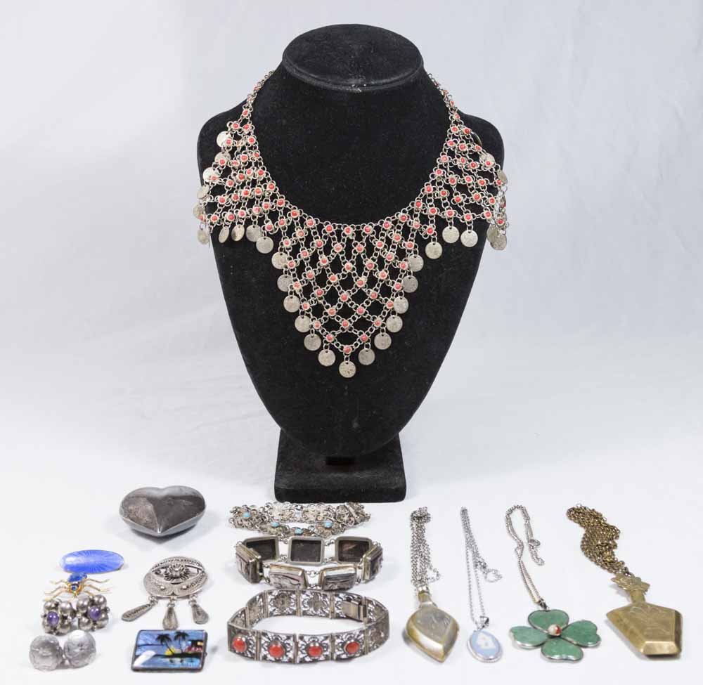 Costume Jewelry Lot (1 of 5)