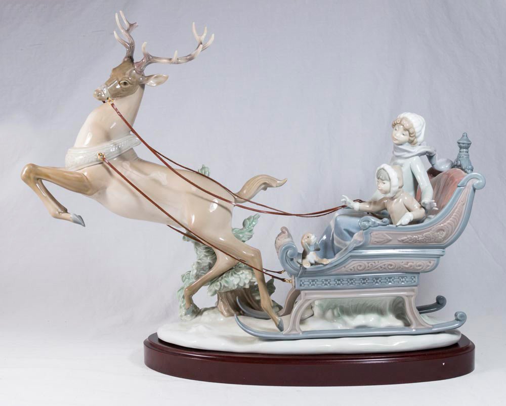 Lladro Figure, "Winter Wonderland" 13S24N (1 of 5)