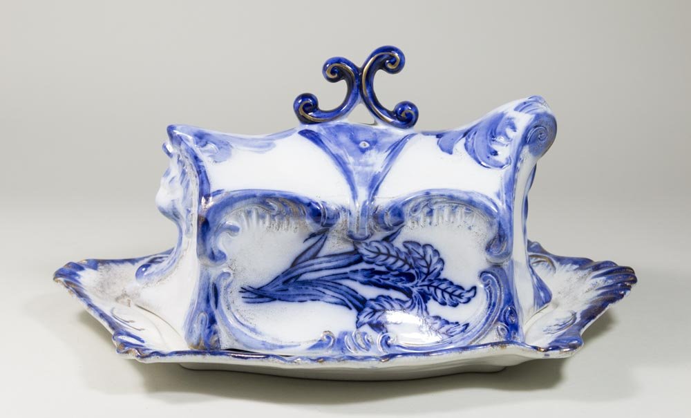 Blue & White Pottery Covered Cheese Dish (1 of 3)