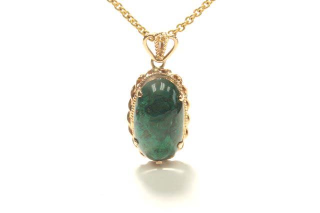 14K Gold Pendant with Malachite & Gold Chain (1 of 1)