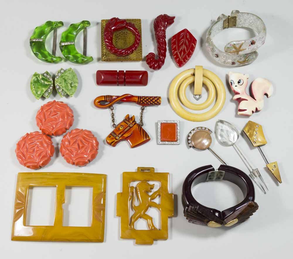 Vintage Bakelite & Costume Jewelry Lot (1 of 2)