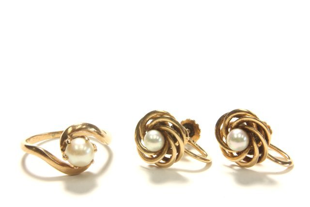 10K Gold & Pearl Ring & Pair 14K Knot Earrings (1 of 5)