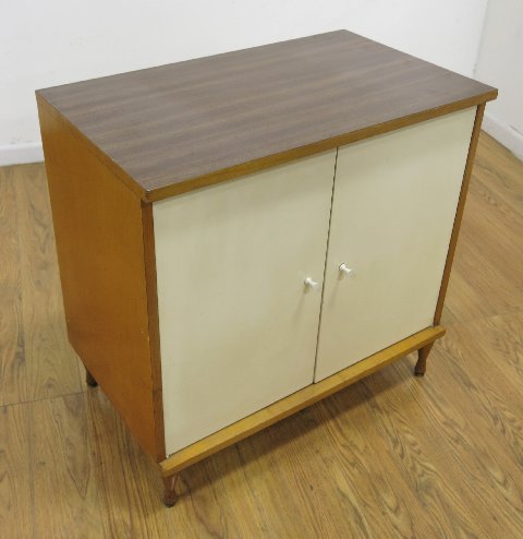 American 50s Maple Side Cabinet (1 of 2)