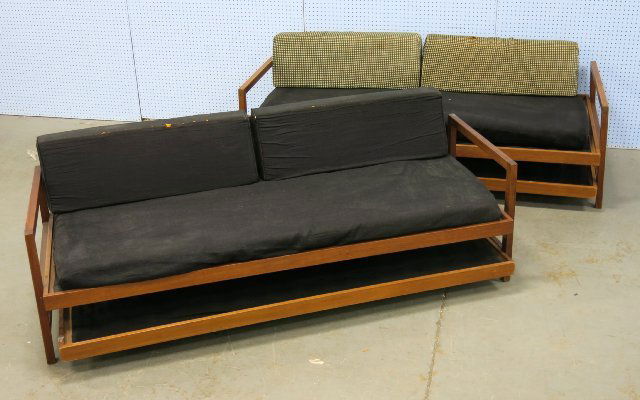 2 American 60s Walnut Trundle Beds (1 of 3)