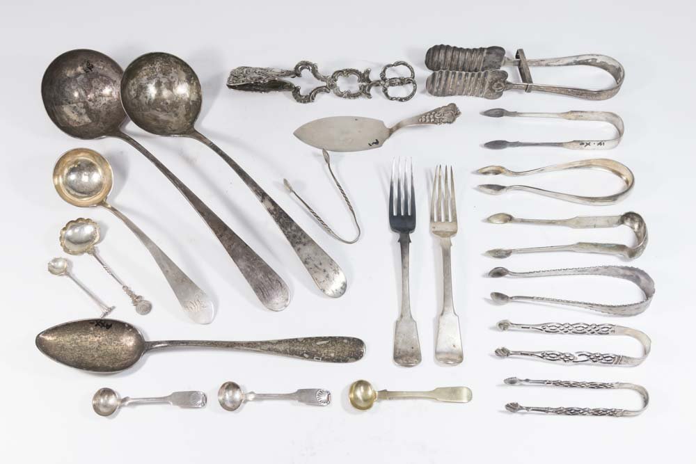 Group Lot of 21 Pieces of Continental Silver (1 of 7)