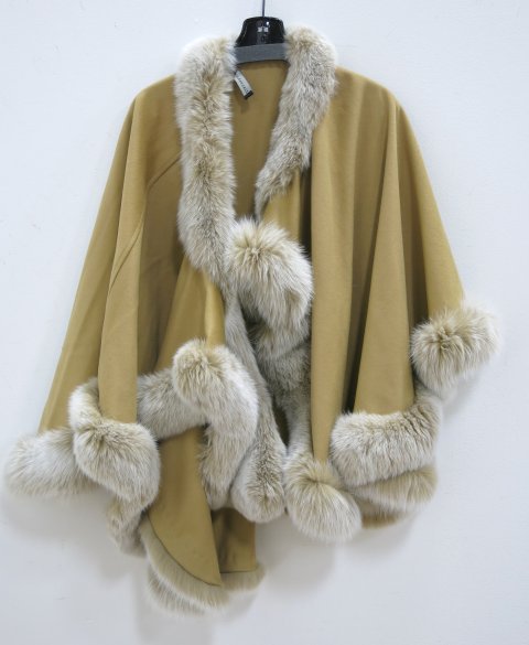 Sofia Cashmere Fur-Trimmed Wrap (1 of 3)