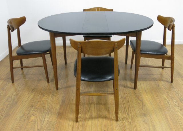 American Walnut Dining Table & 4 Chairs (1 of 3)