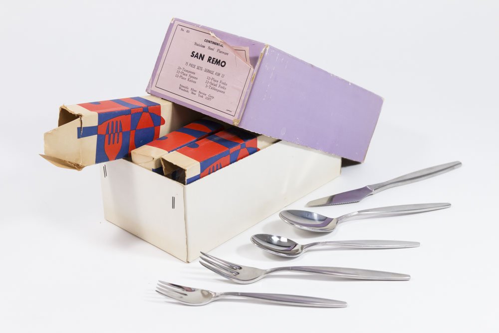 Dutch Modern Stainless Flatware Service for 6 (1 of 4)