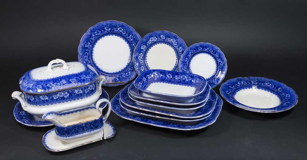 Partial Matched Gustavsberg Dinner Service (1 of 6)