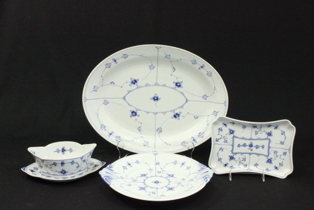 4 Pieces Royal Copenhagen Blue Fluted Dinnerware (1 of 6)