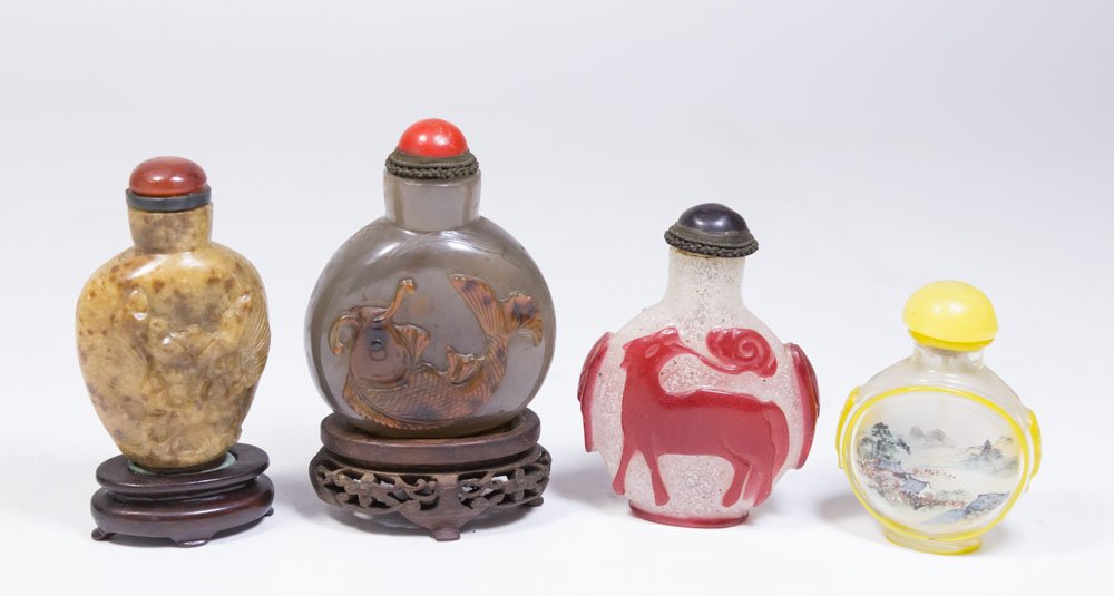 Group Lot of 4 Chinese Snuff Bottles (1 of 3)