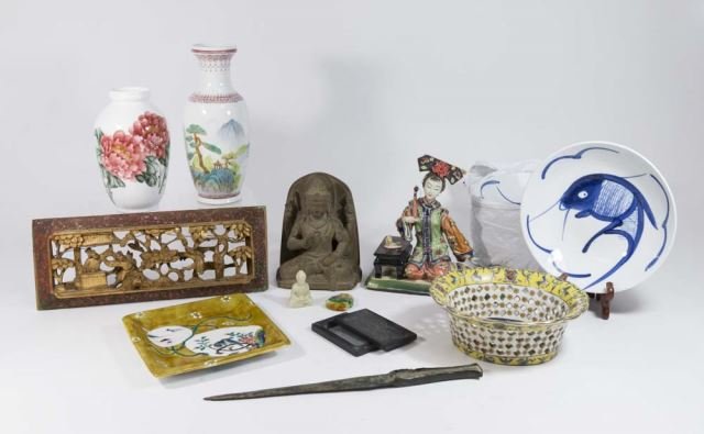 :Group Lot of Asian Articles (1 of 10)