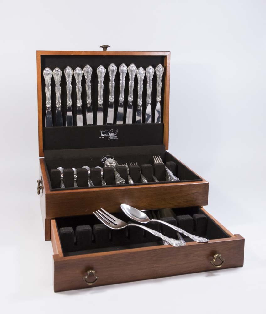 Gorham Flatware Set, Alencon Lace Pattern (1 of 5)